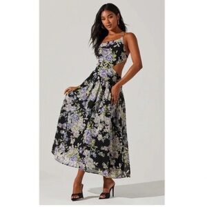 ASTR Black Floral Midi Dress Size Small- Gaia Purple Hydrangea - Cut‎ Out Back